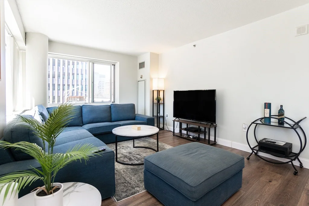 2 bed, 2 bath apartment for rent at 8-10 Museum Way Unit 424, East Cambridge — photo 7 of 24