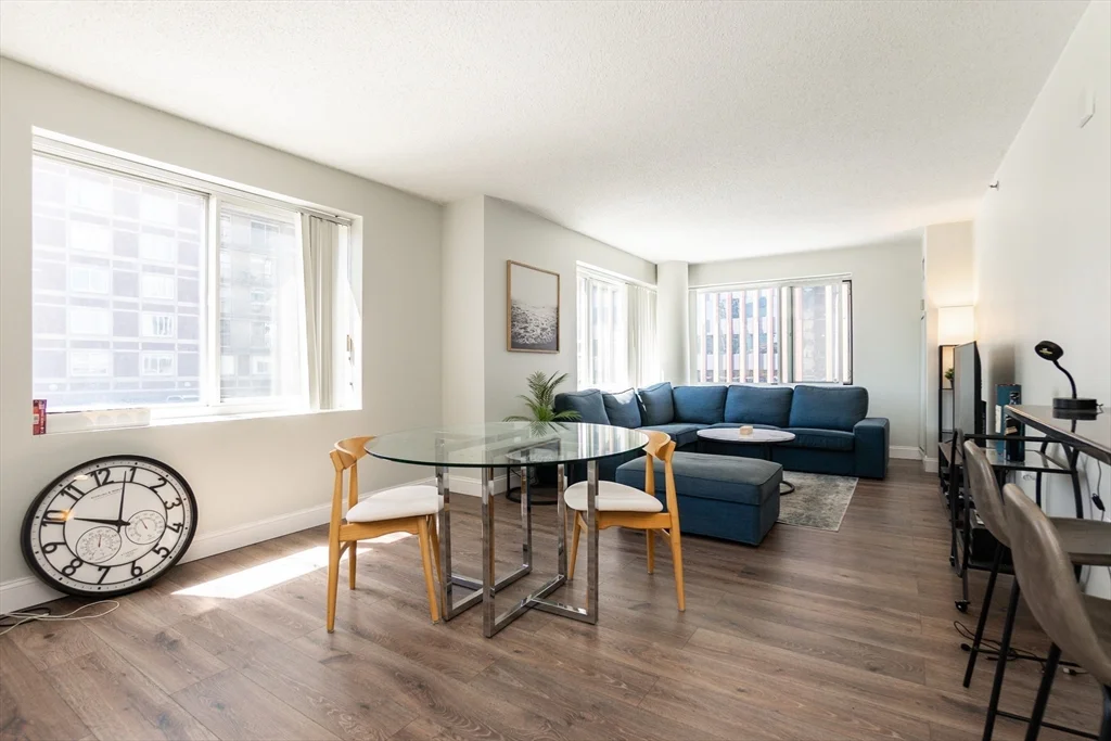 2 bed, 2 bath apartment for rent at 8-10 Museum Way Unit 424, East Cambridge — photo 2 of 24