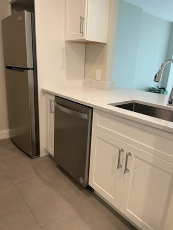 1 bed, 1 bath apartment for rent at 8-10 Museum Way Unit 728, East Cambridge — photo 7 of 22