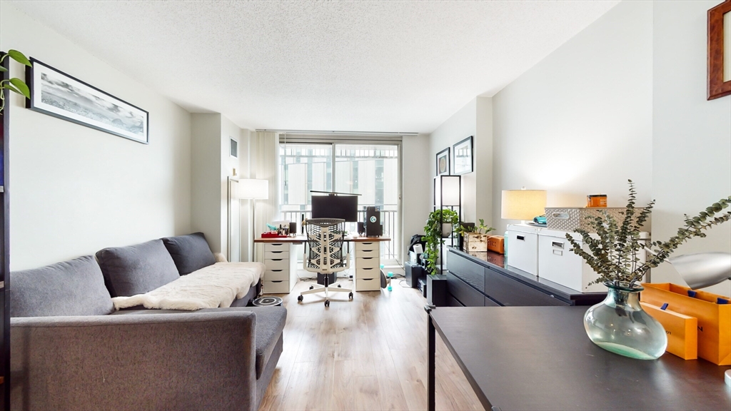 1 bed, 1 bath apartment for rent at 8-10 Museum Way Unit 927, East Cambridge — photo 9 of 18