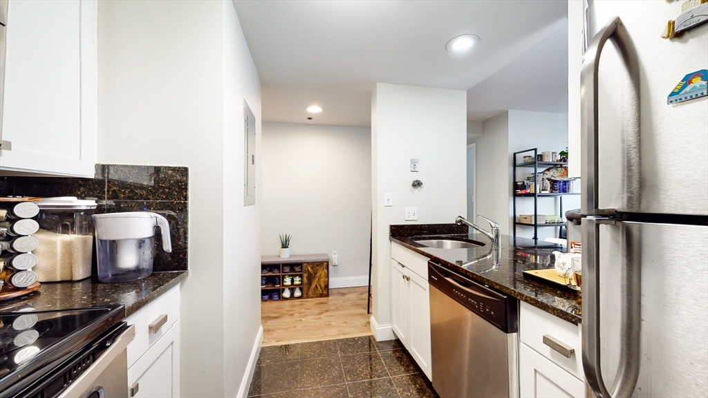 1 bed, 1 bath apartment for rent at 8-10 Museum Way Unit 927, East Cambridge — photo 8 of 18