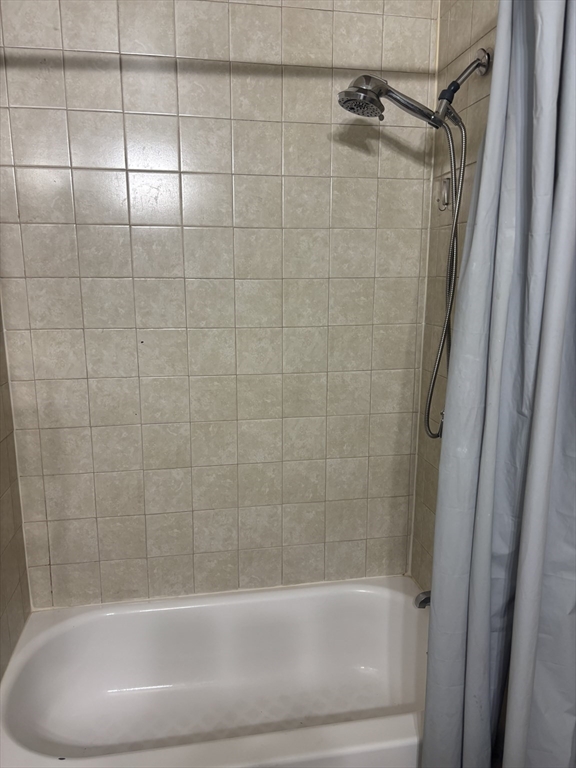 2 bed, 1 bath apartment for rent at 8-10 Stearns St Unit 1, Worcester — photo 7 of 22