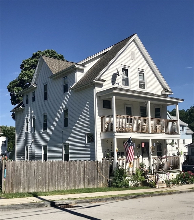 2 bed, 1 bath apartment for rent at 8-10 Stearns St Unit 1, Worcester — photo 1 of 22