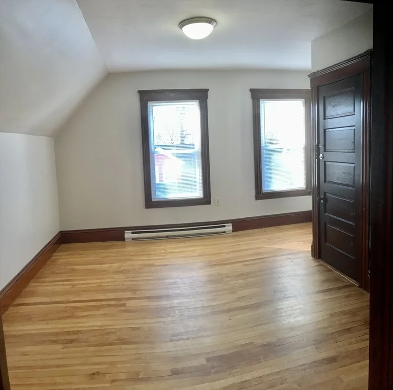 2 bed, 1 bath apartment for rent at 8-10 Stearns St Unit 3, Worcester — photo 5 of 10