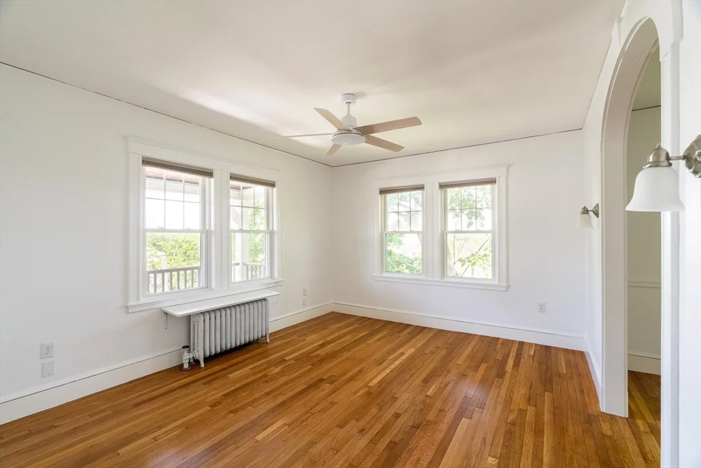 4 bed, 2 bath apartment for rent at 8-10 York Ave Unit 10, Watertown — photo 3 of 24