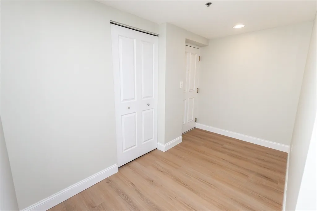2 bed, 2 bath apartment for rent at 8-12 Museum Way Unit 1224, East Cambridge — photo 3 of 18