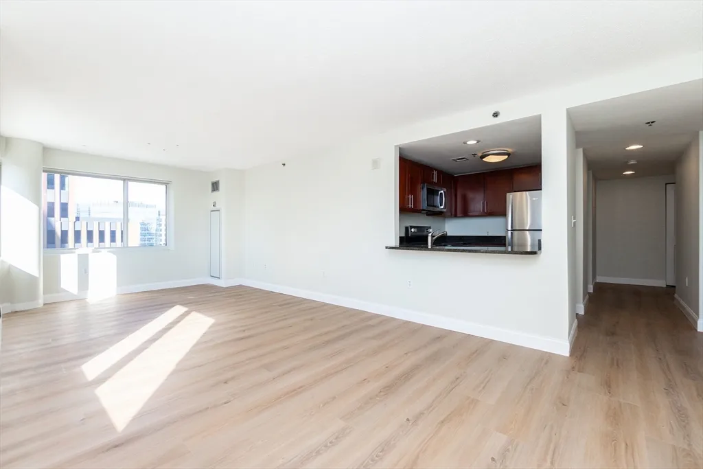 2 bed, 2 bath apartment for rent at 8-12 Museum Way Unit 1224, East Cambridge — photo 4 of 18