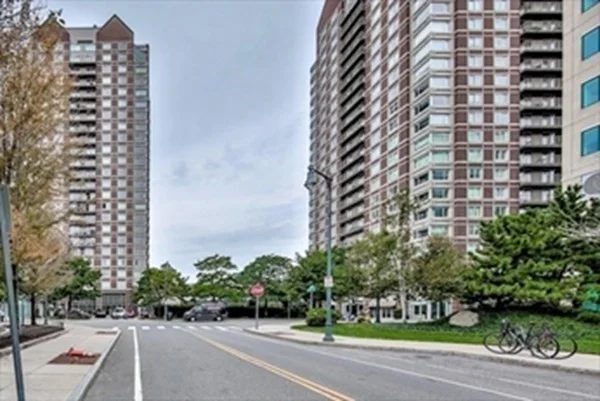 2 bed, 2 bath apartment for rent at 8-12 Museum Way Unit 1501, East Cambridge — photo 2 of 30