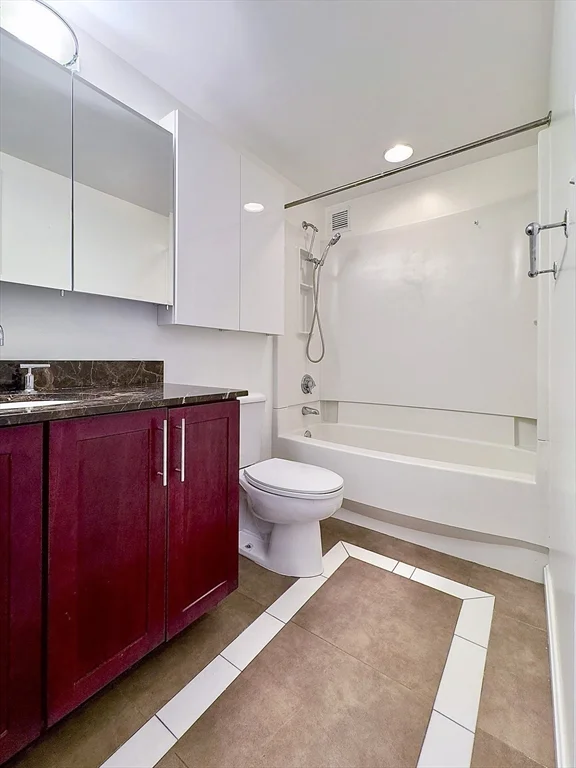 2 bed, 2 bath apartment for rent at 8-12 Museum Way Unit 1702, East Cambridge — photo 10 of 13