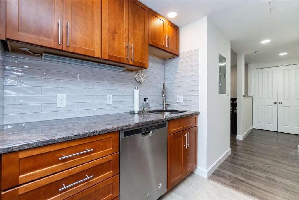 1 bed, 1 bath apartment for rent at 8-12 Museum Way Unit 312, East Cambridge — photo 4 of 19