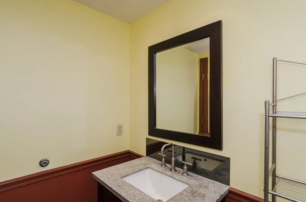 2 bed, 2 bath apartment for rent at 8-12 Museum Way Unit 902, East Cambridge — photo 11 of 19