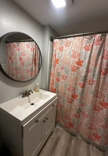 3 bed, 1 bath apartment for rent at 8 44th Unit 1, Plum Island — photo 8 of 12