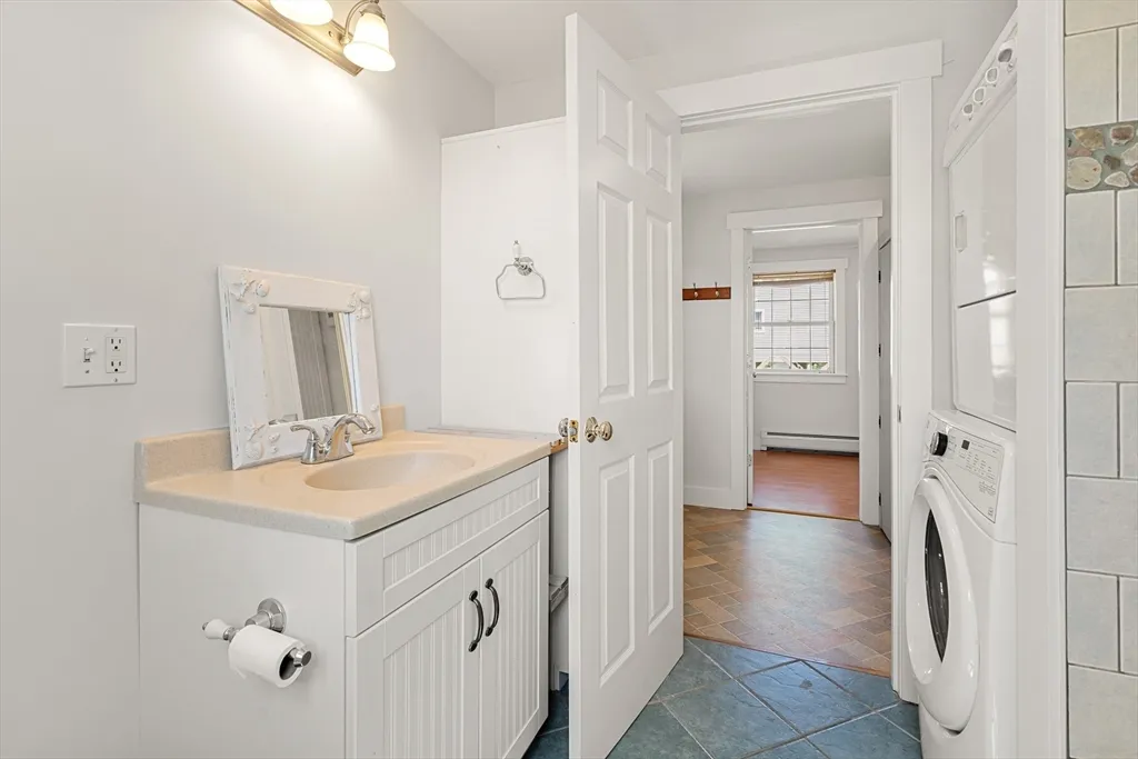 2 bed, 2 bath apartment for rent at 8 58th St Unit 1, Plum Island — photo 15 of 22