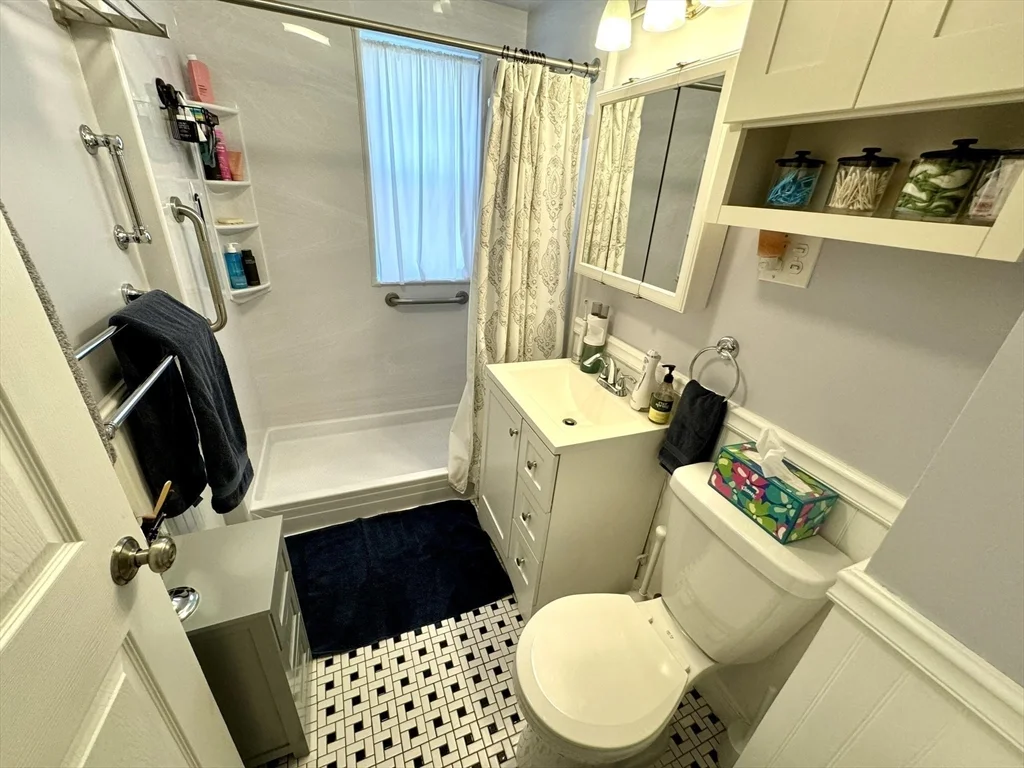 2 bed, 1 bath apartment for rent at 8-8A Kahler Ave Unit 1, Milton — photo 17 of 29