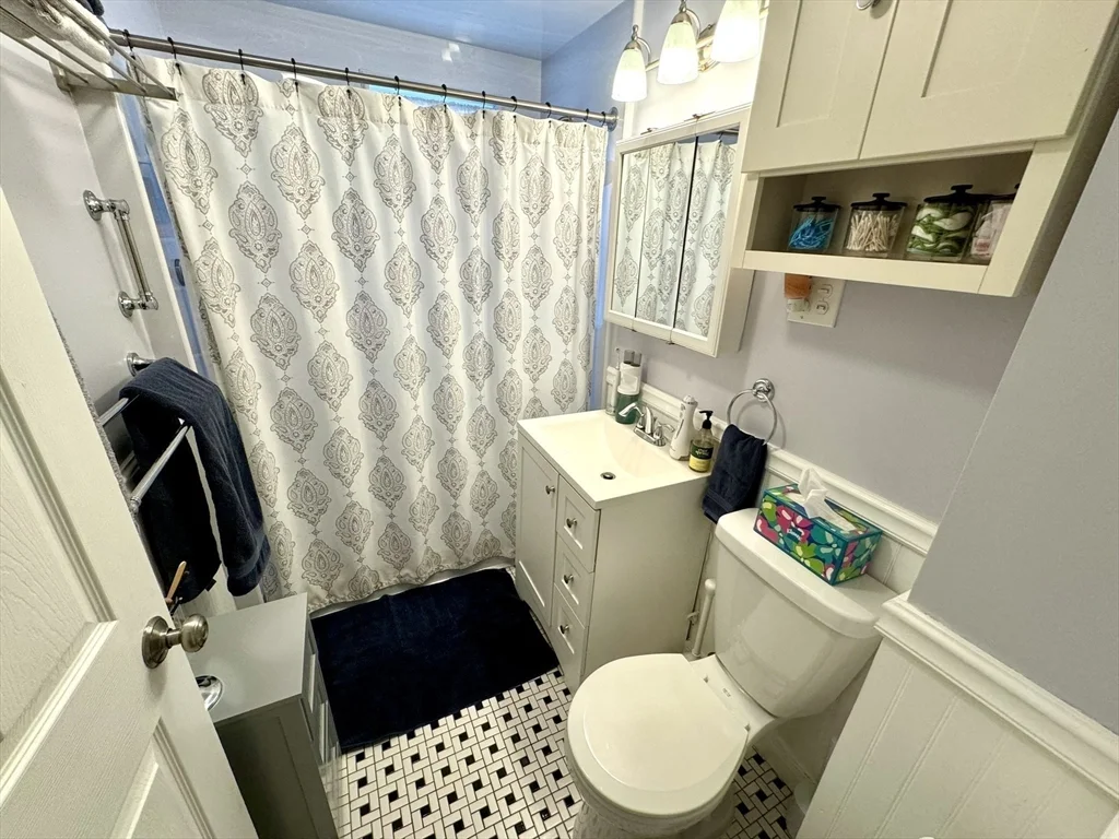 2 bed, 1 bath apartment for rent at 8-8A Kahler Ave Unit 1, Milton — photo 16 of 29