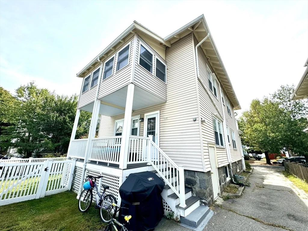 2 bed, 1 bath apartment for rent at 8-8A Kahler Ave Unit 1, Milton — photo 25 of 29