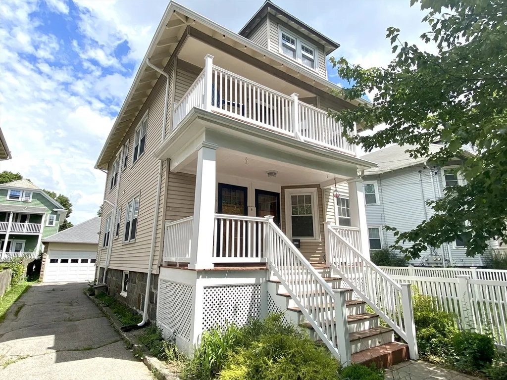 2 bed, 1 bath apartment for rent at 8-8A Kahler Ave Unit 1, Milton