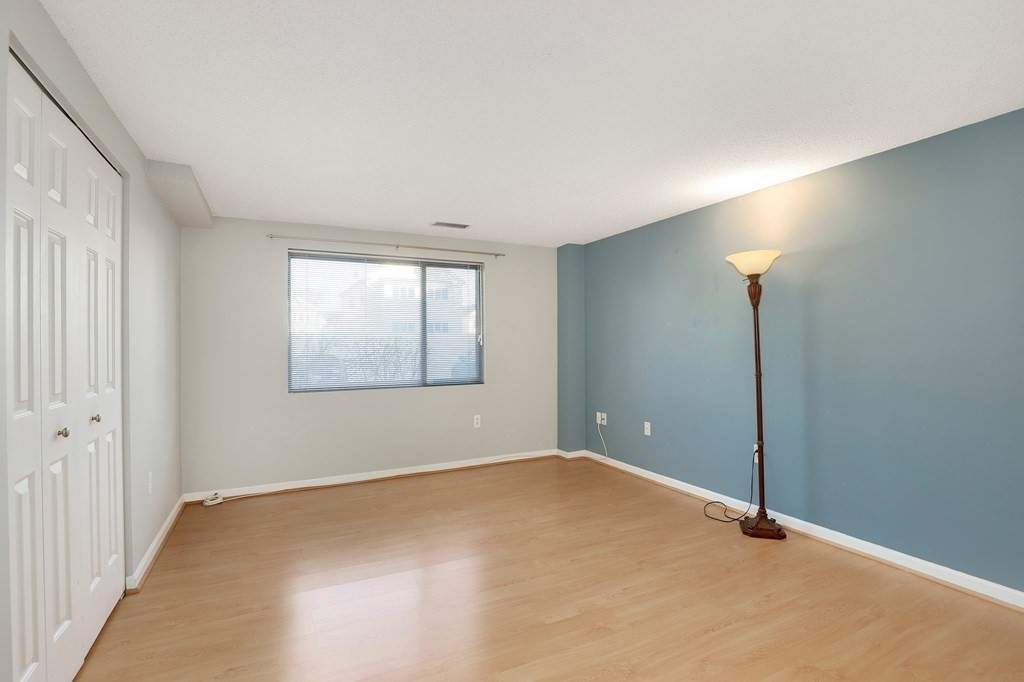 2 bed, 2 bath apartment for rent at 8 9th St Unit 116, Medford — photo 10 of 16