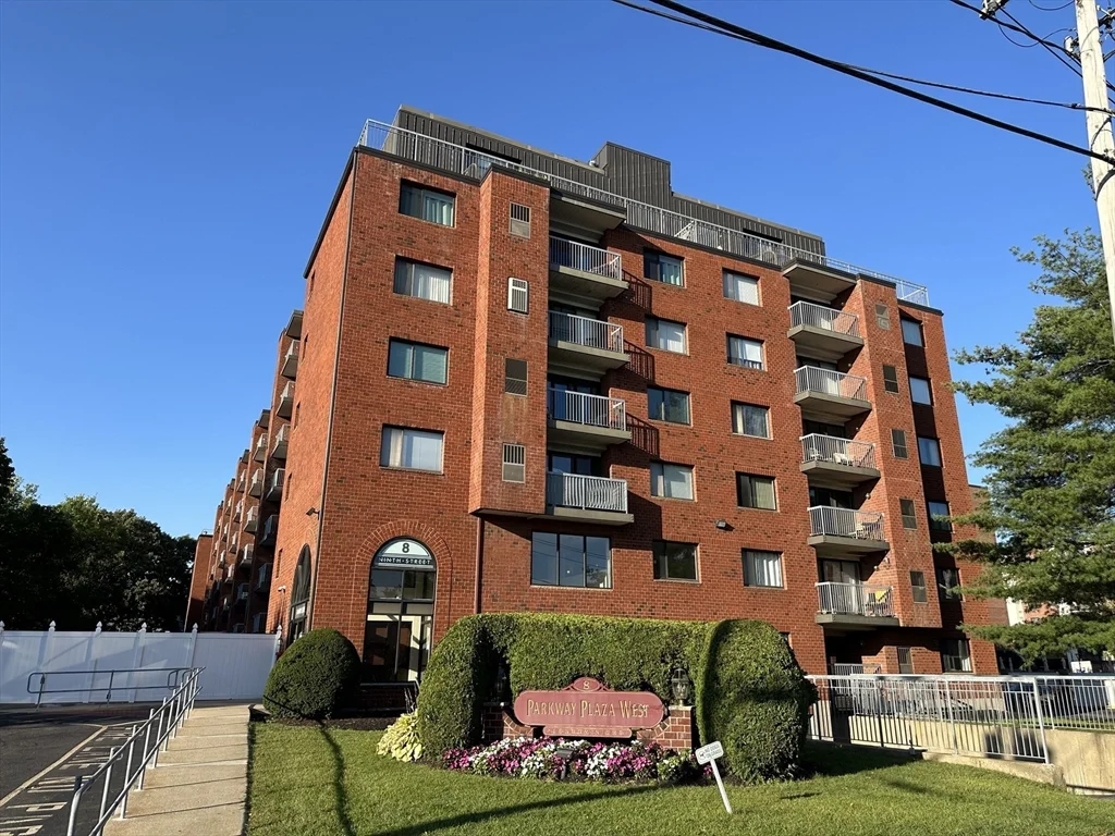 2 bed, 2 bath apartment for rent at 8 9th St Unit 703, Medford