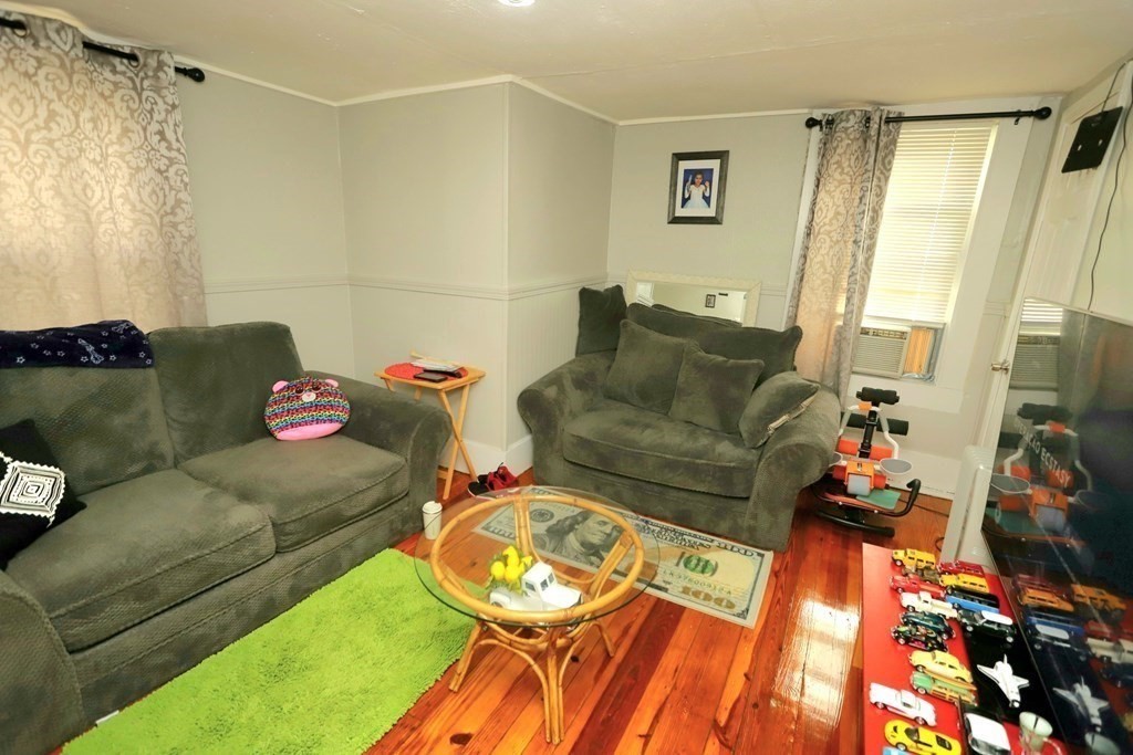 2 bed, 1 bath apartment for rent at 8 Adams Unit 2, Stoughton — photo 3 of 10