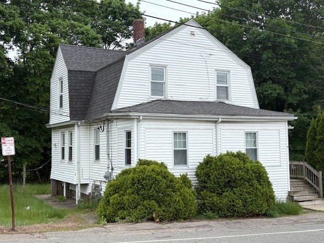 2 bed, 1 bath apartment for rent at 8 Adams Unit 2, Stoughton — photo 1 of 10