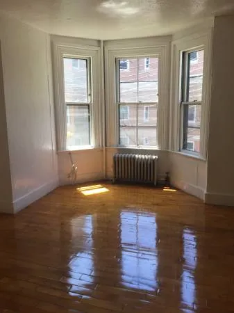 3 bed, 1 bath apartment for rent at 8 Adella Pl Unit 2, Brighton