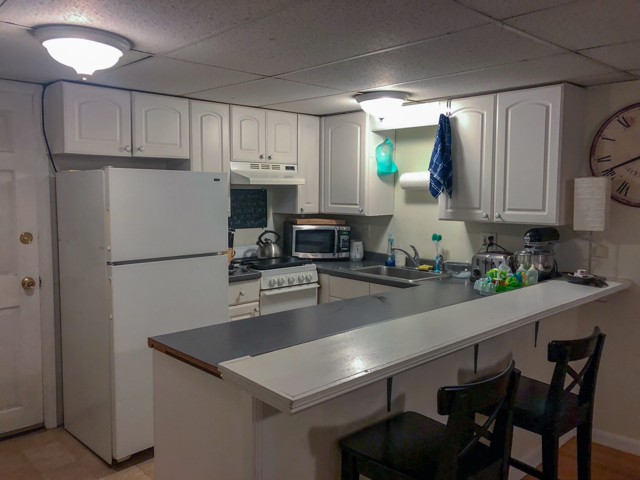 1.5 bed, 1 bath apartment for rent at 8 Alberta Ter Unit 2, North Cambridge — photo 1 of 15