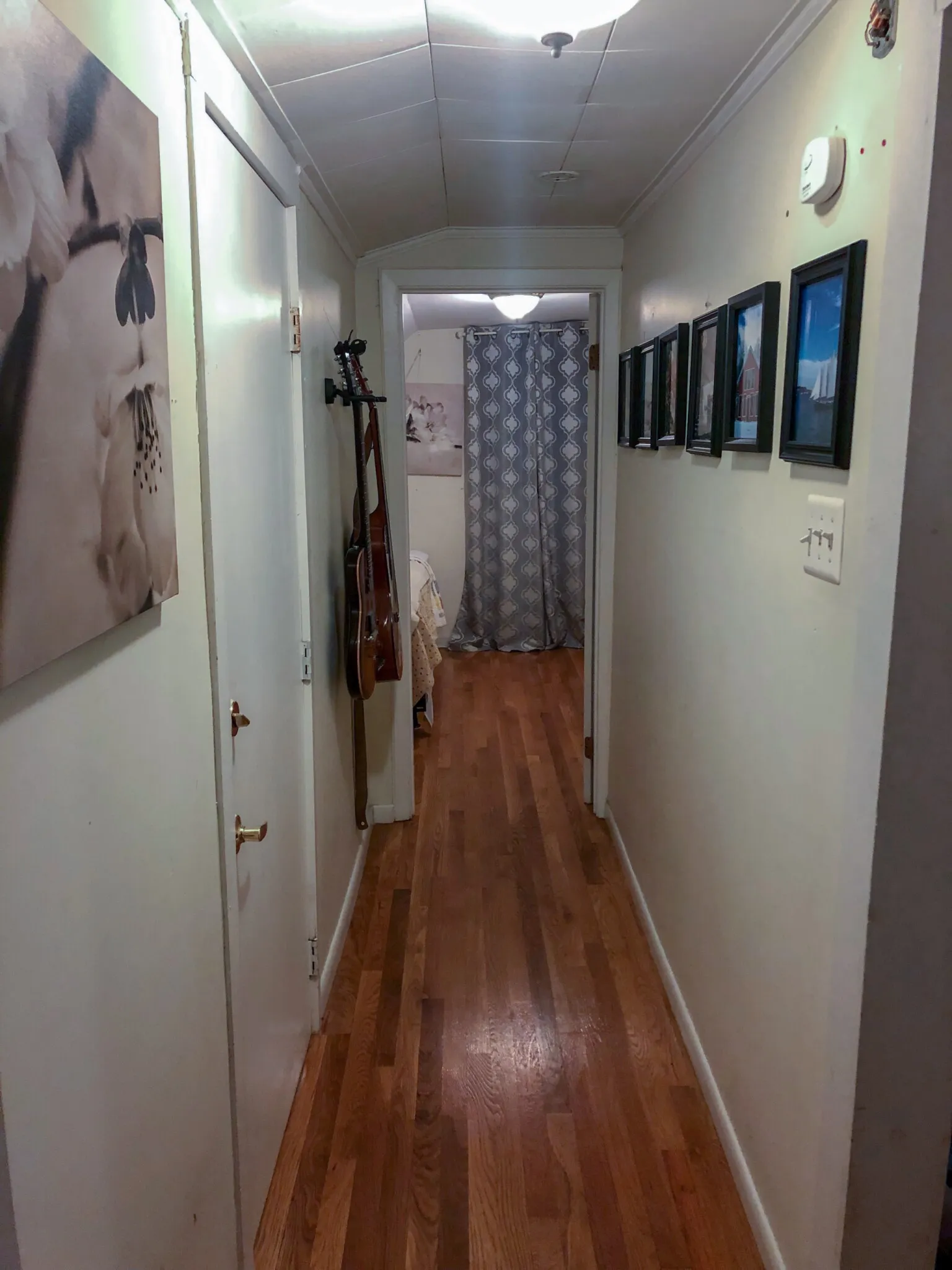 2 bed, 1 bath apartment for rent at 8 Alberta Ter Unit 2, North Cambridge — photo 6 of 11