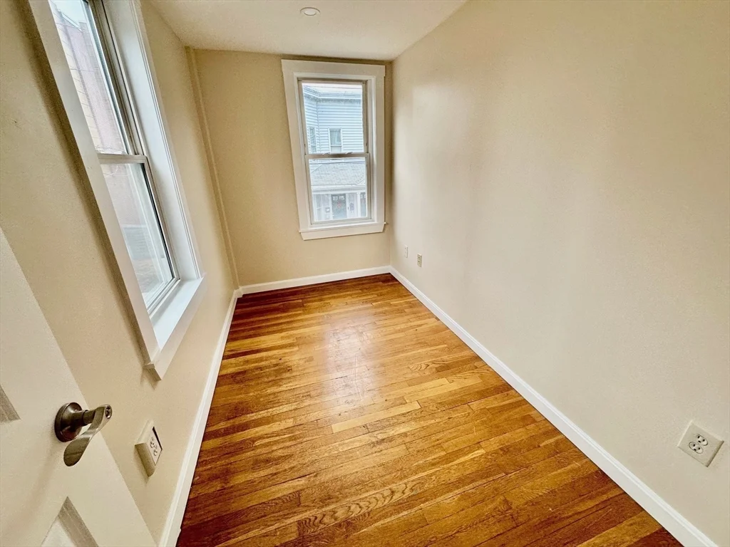 1 bed, 1 bath apartment for rent at 8 Allen Unit 2, North Cambridge — photo 8 of 10
