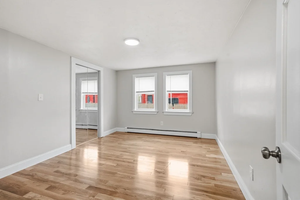 4 bed, 2 bath apartment for rent at 8 Ash St, Plymouth — photo 2 of 35
