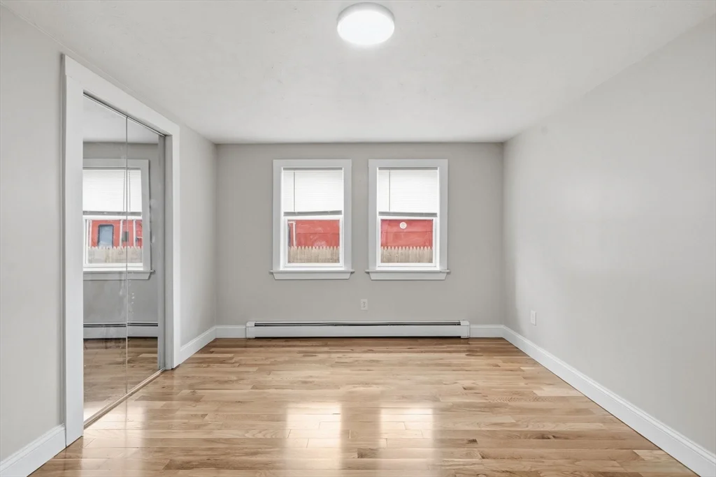 4 bed, 2 bath apartment for rent at 8 Ash St, Plymouth — photo 3 of 35