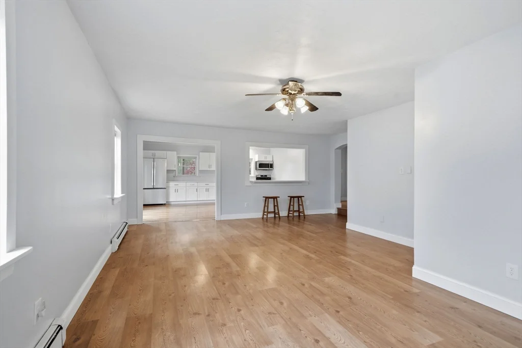 4 bed, 2 bath apartment for rent at 8 Ash St, Plymouth — photo 20 of 35