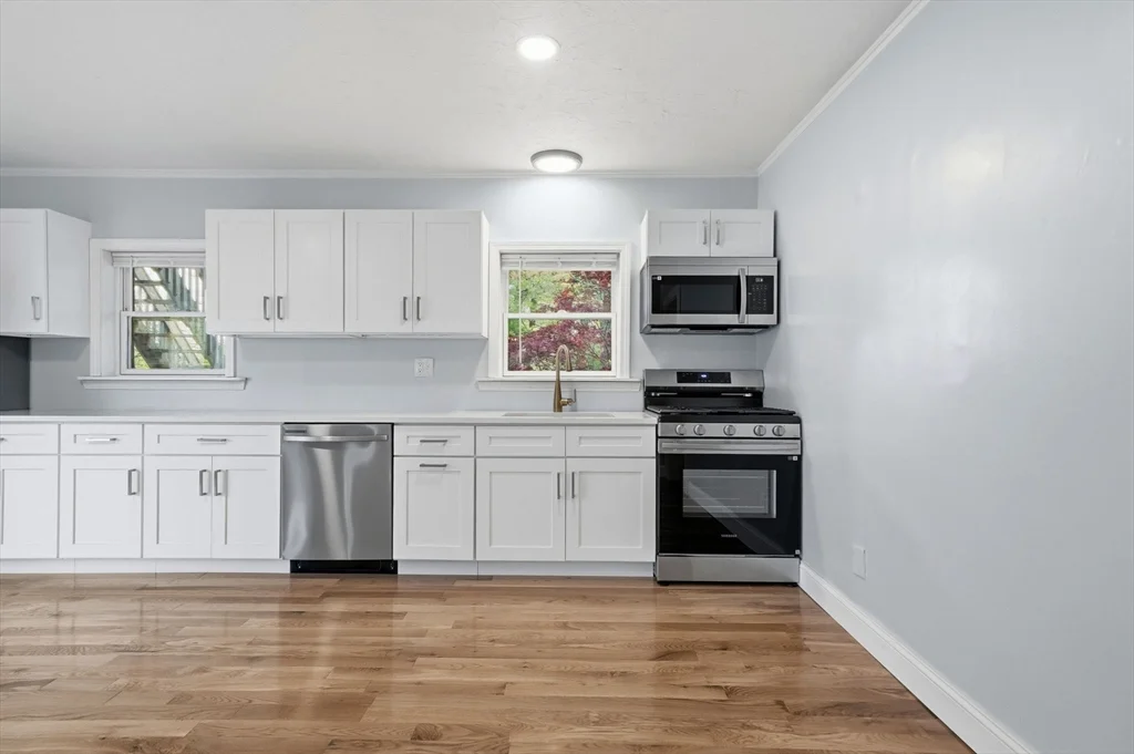 4 bed, 2 bath apartment for rent at 8 Ash St, Plymouth — photo 14 of 35