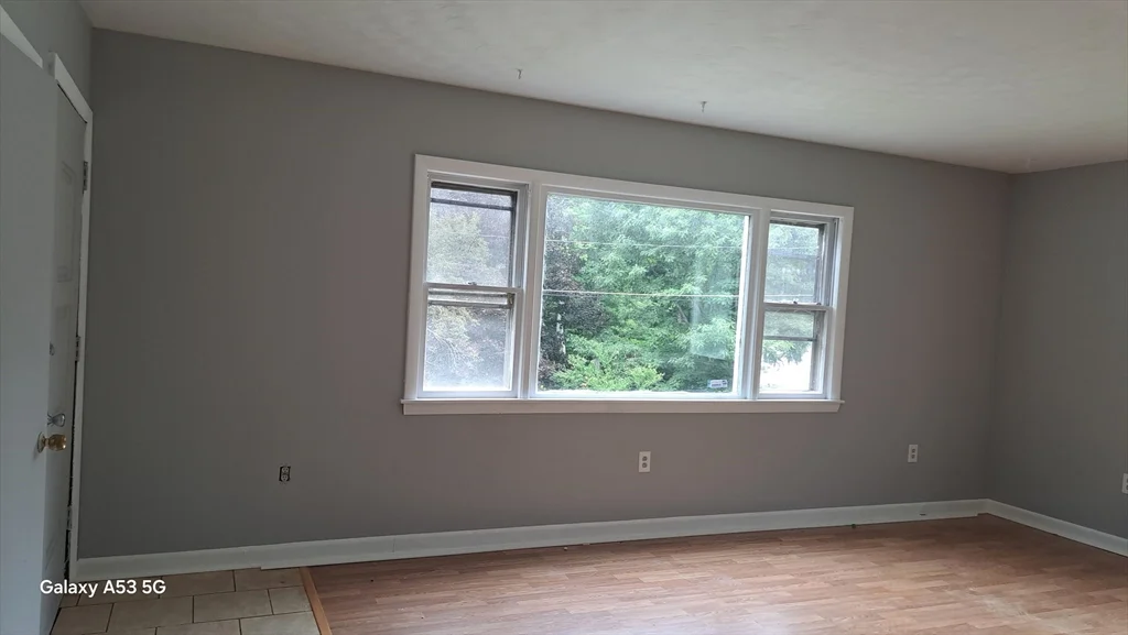 3 bed, 1 bath apartment for rent at 8 Athens St Unit 0, Auburn — photo 8 of 22