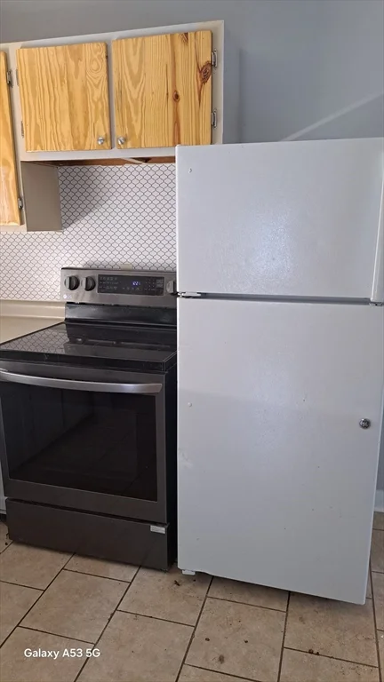 3 bed, 1 bath apartment for rent at 8 Athens St Unit 0, Auburn — photo 15 of 22