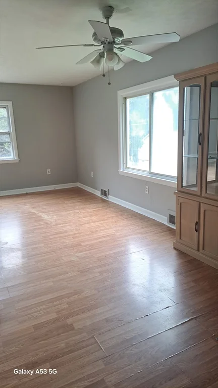 3 bed, 1 bath apartment for rent at 8 Athens St Unit 0, Auburn — photo 7 of 22