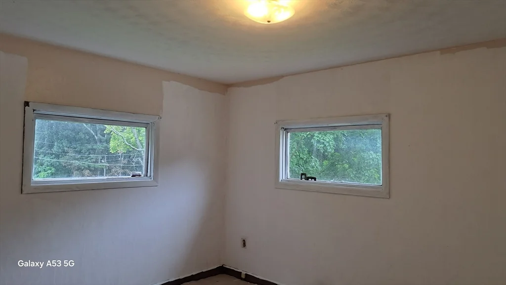 3 bed, 1 bath apartment for rent at 8 Athens St Unit 0, Auburn — photo 14 of 22