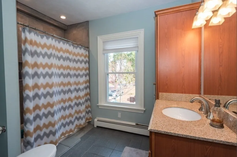 2 bed, 3 bath apartment for rent at 8 Auburn Ct Unit 2, Cliftondale — photo 8 of 13