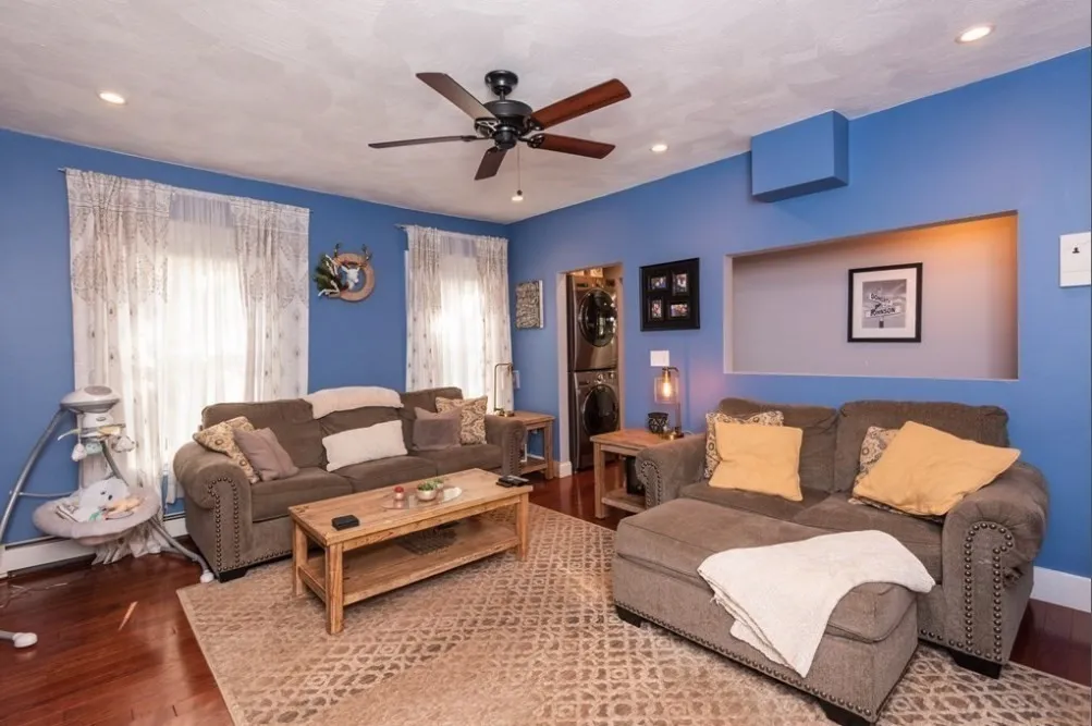 2 bed, 3 bath apartment for rent at 8 Auburn Ct Unit 2, Cliftondale — photo 4 of 13