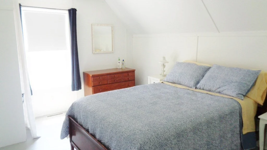 3 bed, 1 bath apartment for rent at 8 Avenue B, White Horse Beach — photo 8 of 12