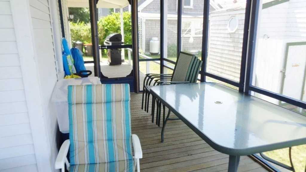 3 bed, 1 bath apartment for rent at 8 Avenue B, White Horse Beach — photo 11 of 12
