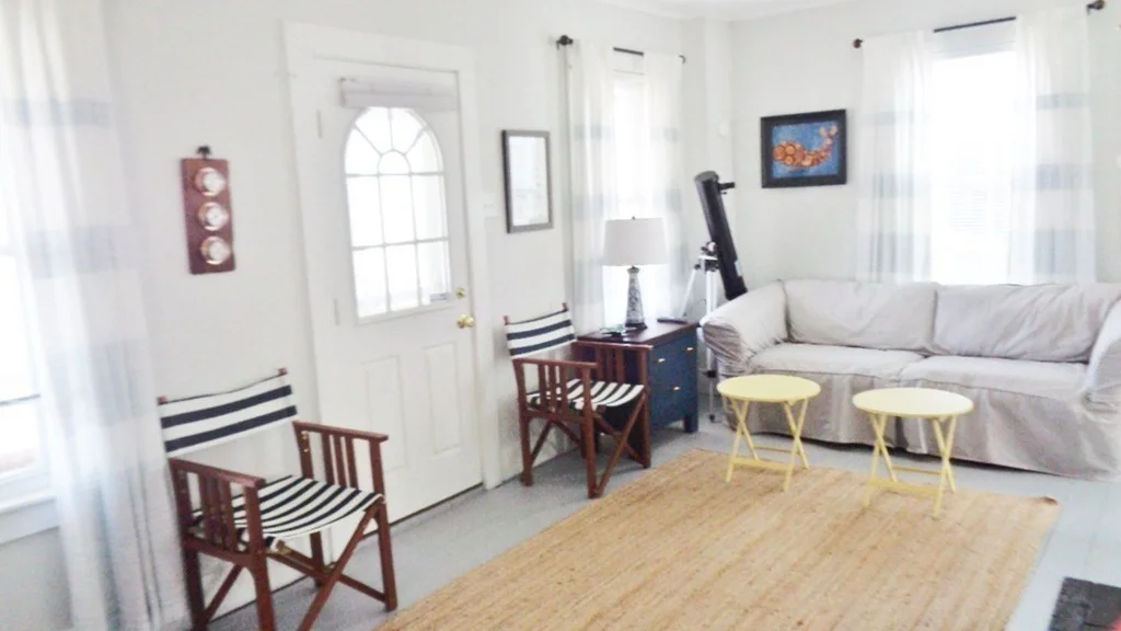 3 bed, 1 bath apartment for rent at 8 Avenue B, White Horse Beach — photo 4 of 12