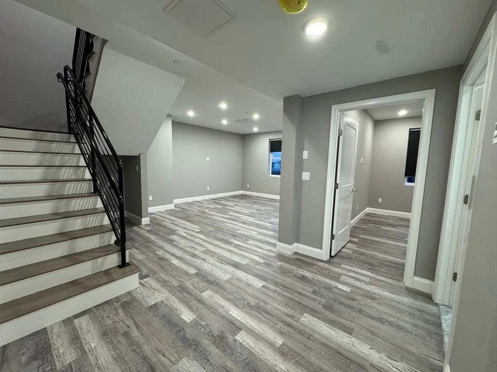 4 bed, 1 bath apartment for rent at 8 Avon St Unit 402, Revere — photo 4 of 15