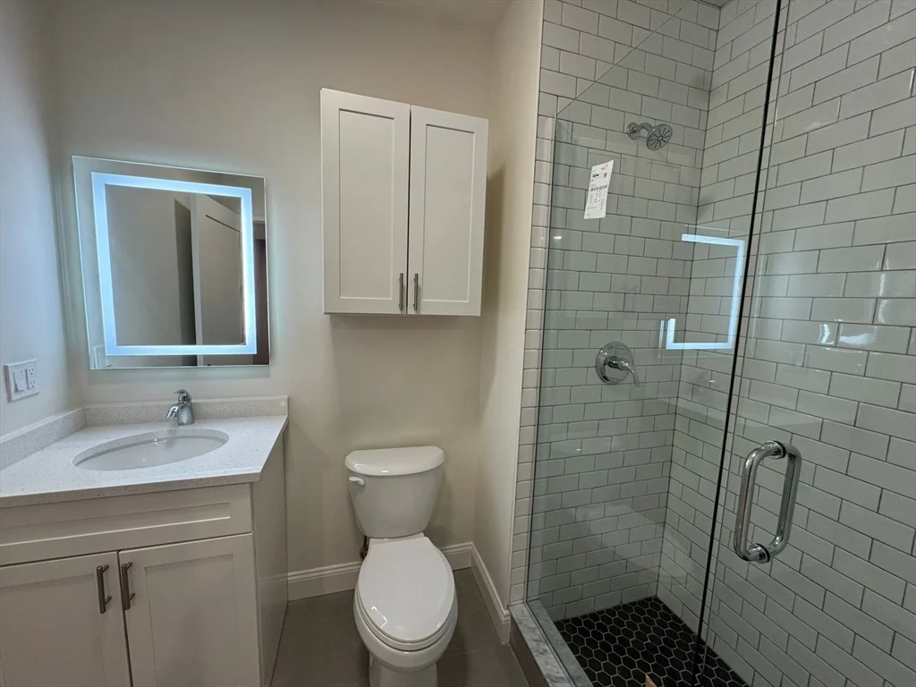 4 bed, 1 bath apartment for rent at 8 Avon St Unit 402, Revere — photo 11 of 15