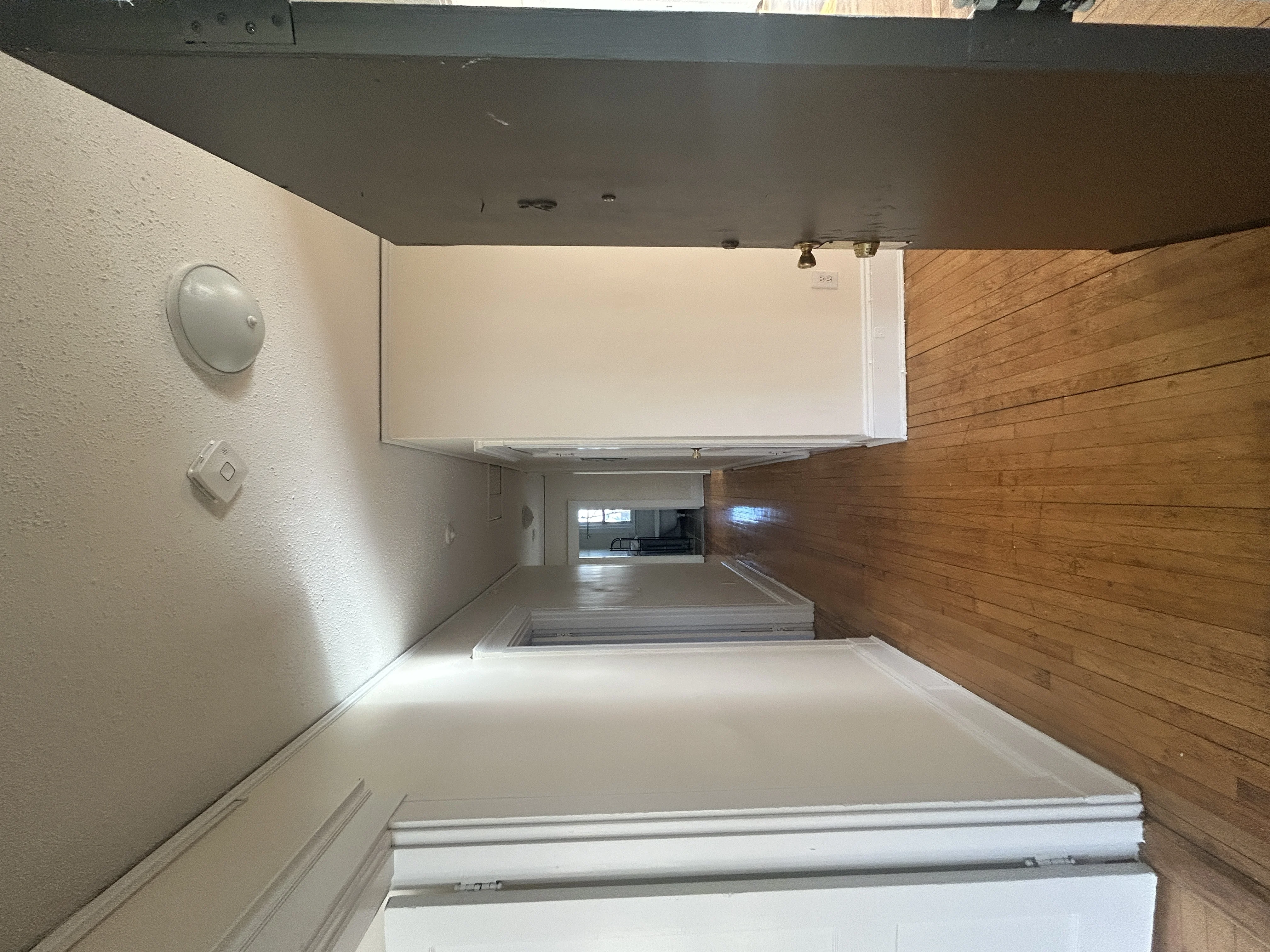 4 bed, 2 bath apartment for rent at 8 Barrows St Unit 3, Brighton — photo 9 of 9