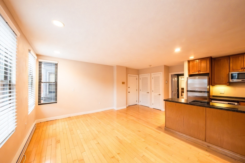1 bed, 1 bath apartment for rent at 8 Battery St Unit 13, North End — photo 8 of 18