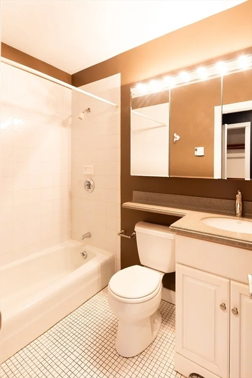 1 bed, 1 bath apartment for rent at 8 Battery St Unit 13, North End — photo 11 of 18