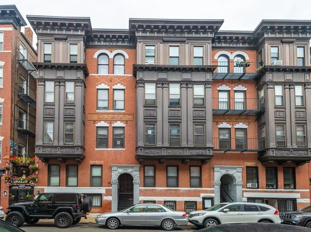 Studio bed, 1 bath apartment for rent at 8 Battery St Unit 3, North End — photo 12 of 12