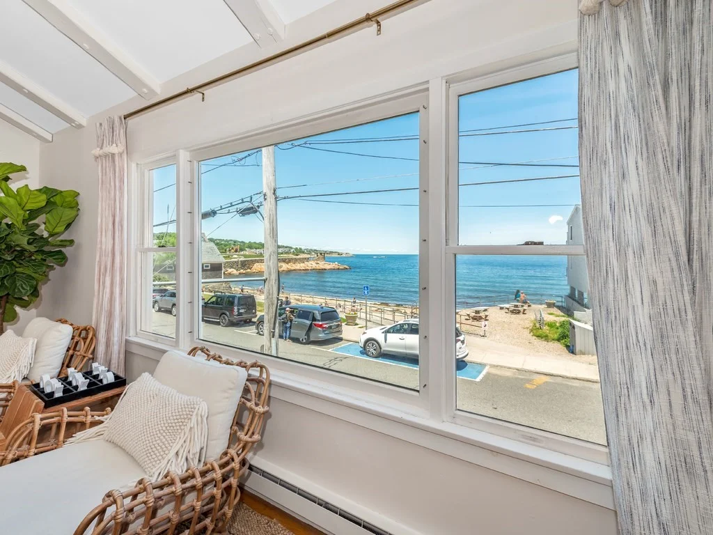 5 bed, 2 bath apartment for rent at 8 Beach St, Rockport — photo 4 of 26