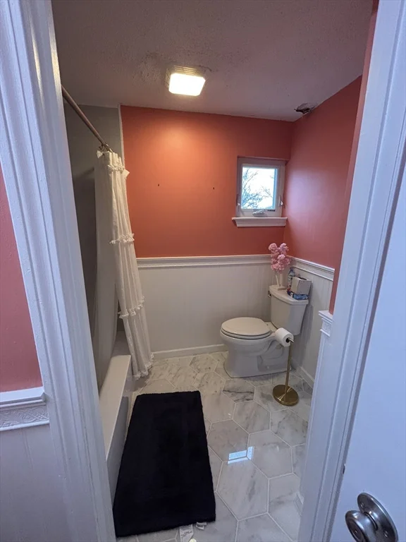 2 bed, 1 bath apartment for rent at 8 Beals Cove Rd Unit K, Hingham — photo 7 of 10